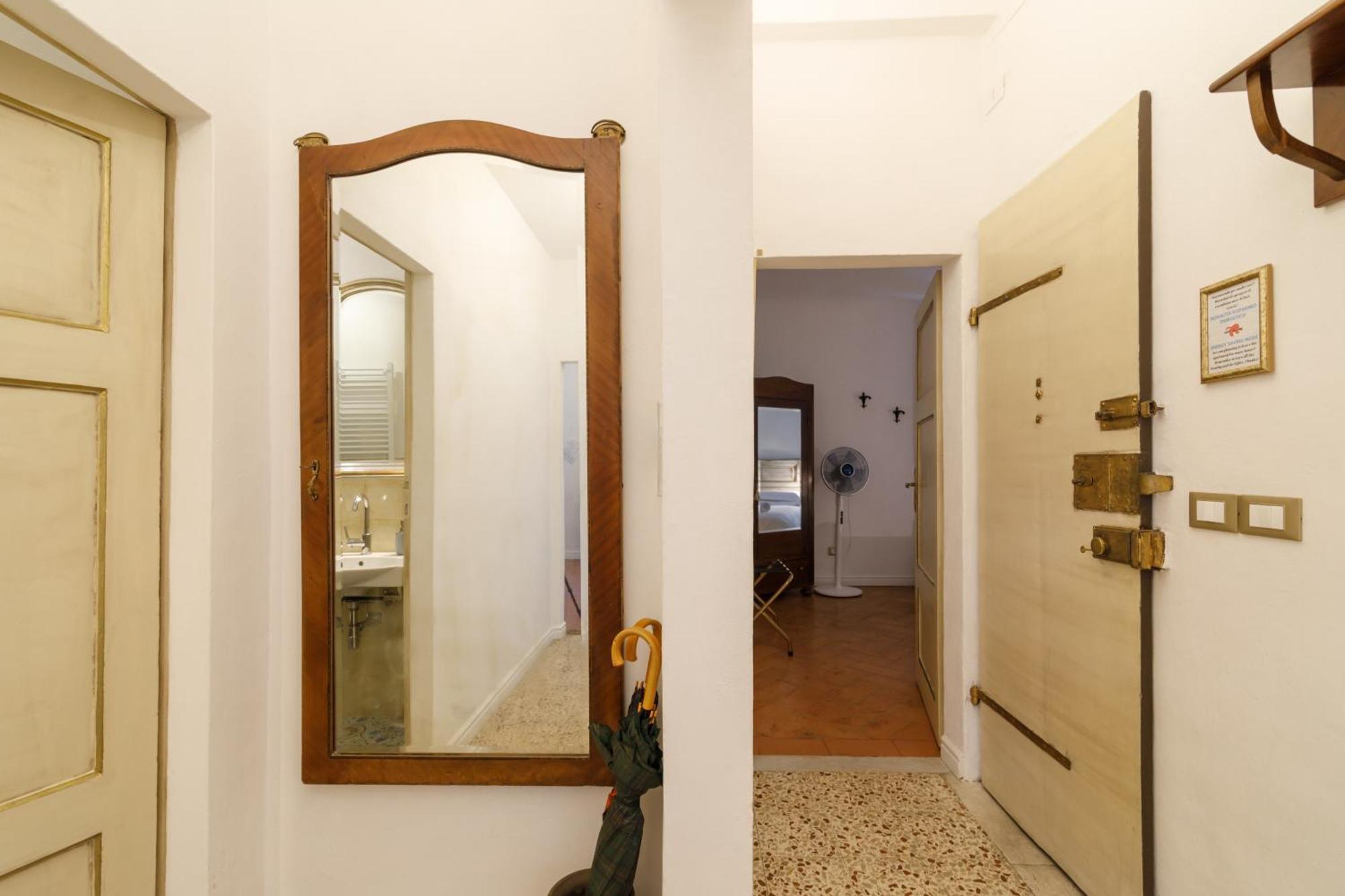 Appartement Charme Centro Storico à Sienne Extérieur photo